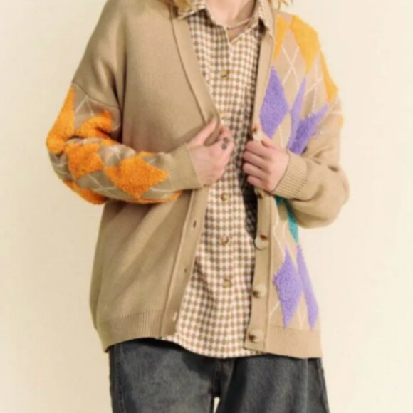 DAVI & DANI ARGYLE "DAD" OVERSIZED CARDIGAN SWEATER - Picture 4 of 7